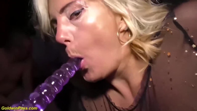 Perky girlfriend's step-mom sex