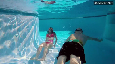 Public dirt with wild Eva Kay from Underwater Show