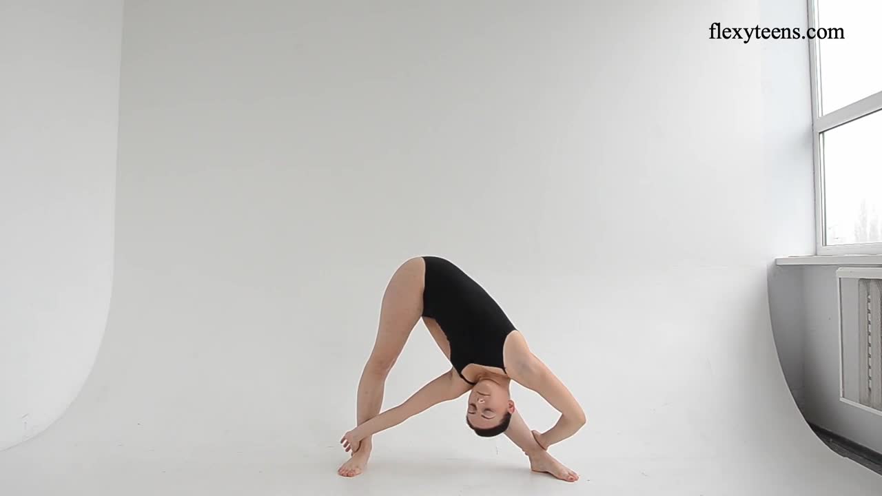 Unattainable Dasha - teen movie - Flexy Teens Free Porn Videos | BestPornHubs.