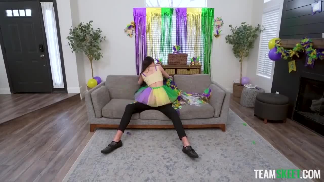 Ingenious Lulu Chu at lapdance porn Free Porn Videos | BestPornHubs.