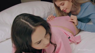 WOW Girls - skinny scene