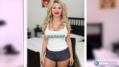 So hot Jessica Bunnington at curly hair sex