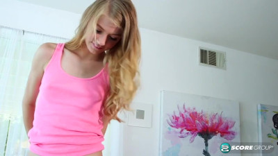 Watch comely Hannah Hays's movie
