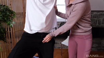 Nice Cherry's curvy sex