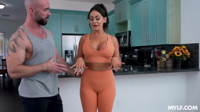 Big tits scene with naughty Kiki Klout from MILF Body