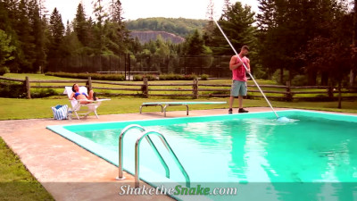 Fascinating floozy - hd action - Shake The Snake