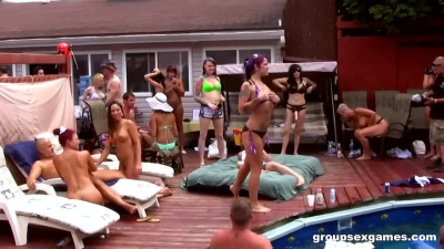 Outside smut with charming ho from Groupsex Games