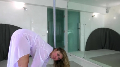 Petite ballerina action with impeccable baby doll from Flexy Teens