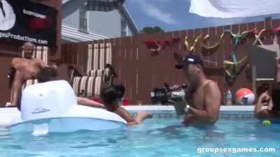 Group clip with angelic tootsie from Groupsex Games