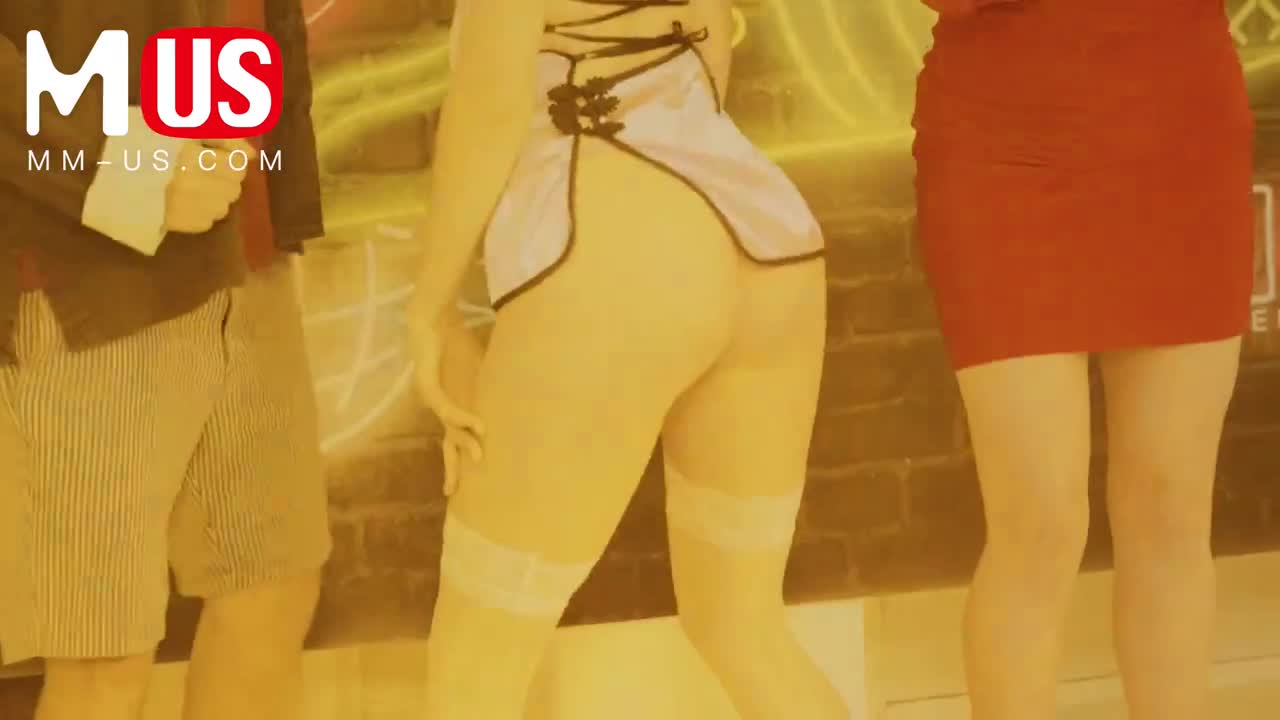 Emma's behind the scenes video Free Porn Videos | BestPornHubs.