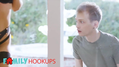 Pin-up Aaliyah Love and Alex Jett - small trailer - Family Hookups
