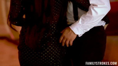 Milf trailer with hypnotic Aaliyah Love and Penny Barber from Family Strokes