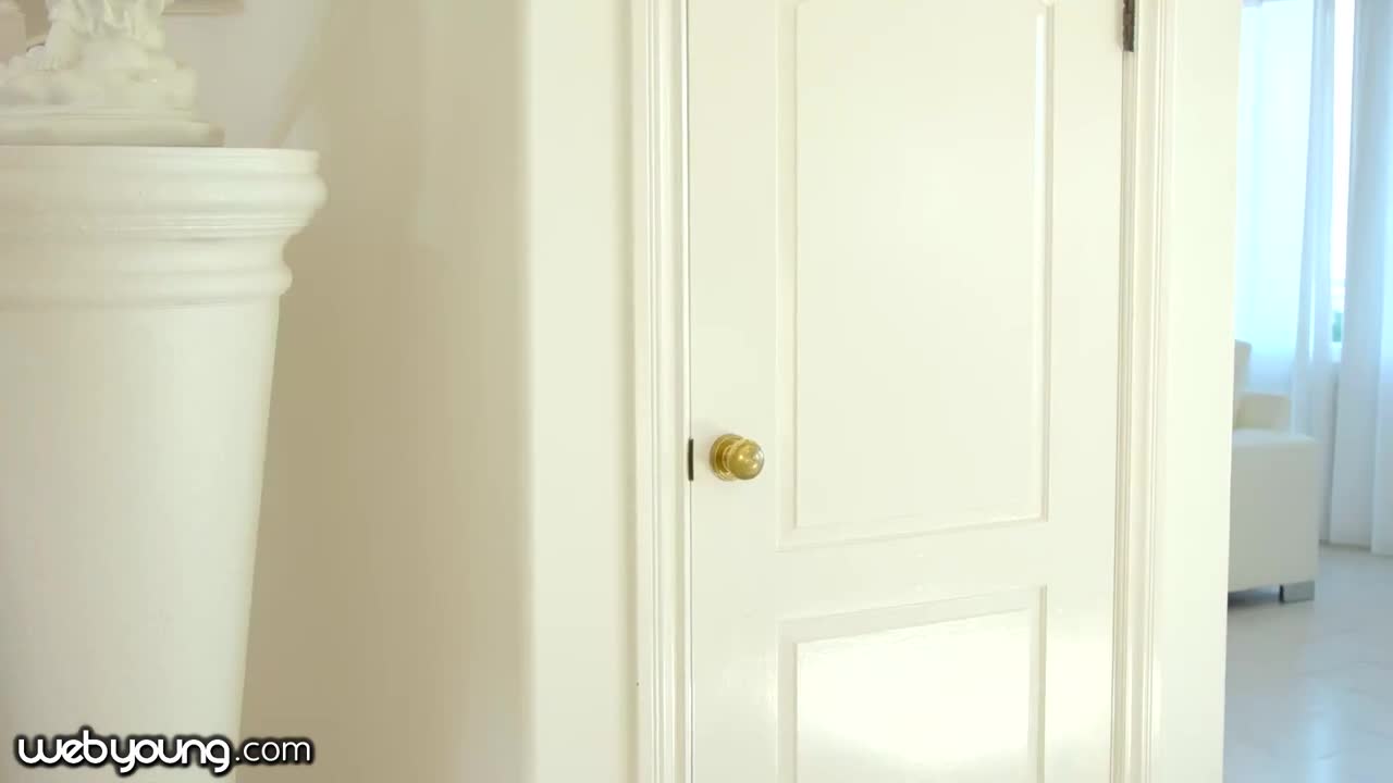Maya and Naomi's blonde porn Free Porn Videos | BestPornHubs.