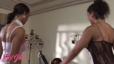Watch explosive Aurora Jolie and Nyomi Banxxx's sex