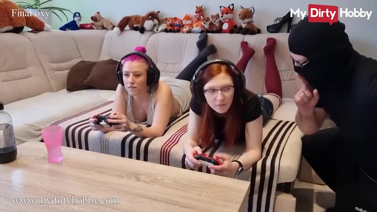 Floozy's nerdy glasses dirt by mydirtyhobby Free Porn Videos | BestPornHubs.