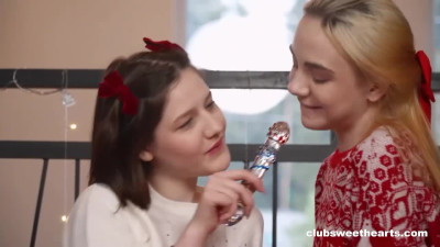Hottie Lina Sun and Lolly Bomb's fff porn