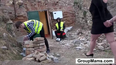 Group Mams - groupmams dirt