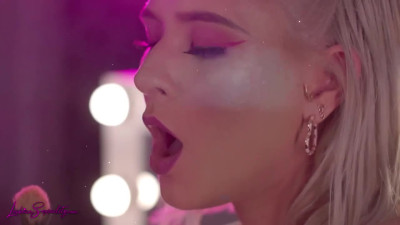 Witching Jessie Saint's daphne del rey video