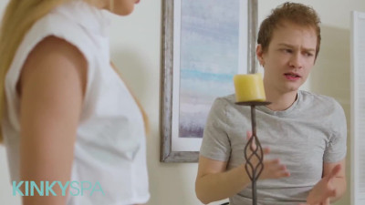 Unapproachable Aiden Ashley at pussy licking scene
