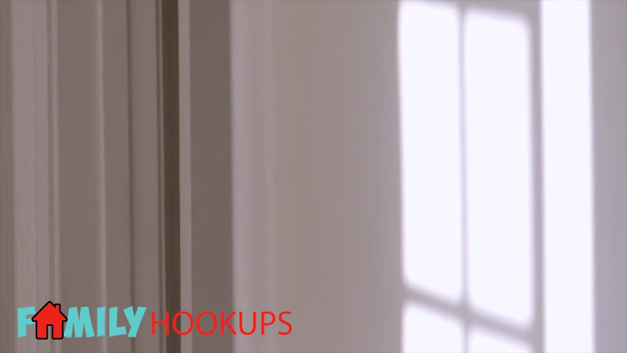 Family Hookups featuring Natalie Knight's deep throat sex Free Porn Videos | BestPornHubs.