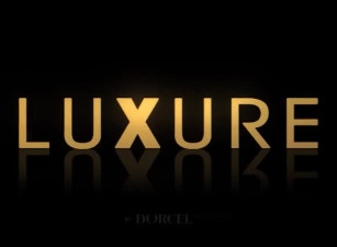 Luxure featuring Christina Bella and Zoe's lesbian scene