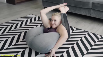 Sex Flex Video featuring mademoiselle's threesome movie