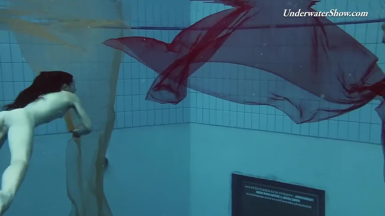 Blonde xxx with charming lady-love from Underwater Show Free Porn Videos | BestPornHubs.