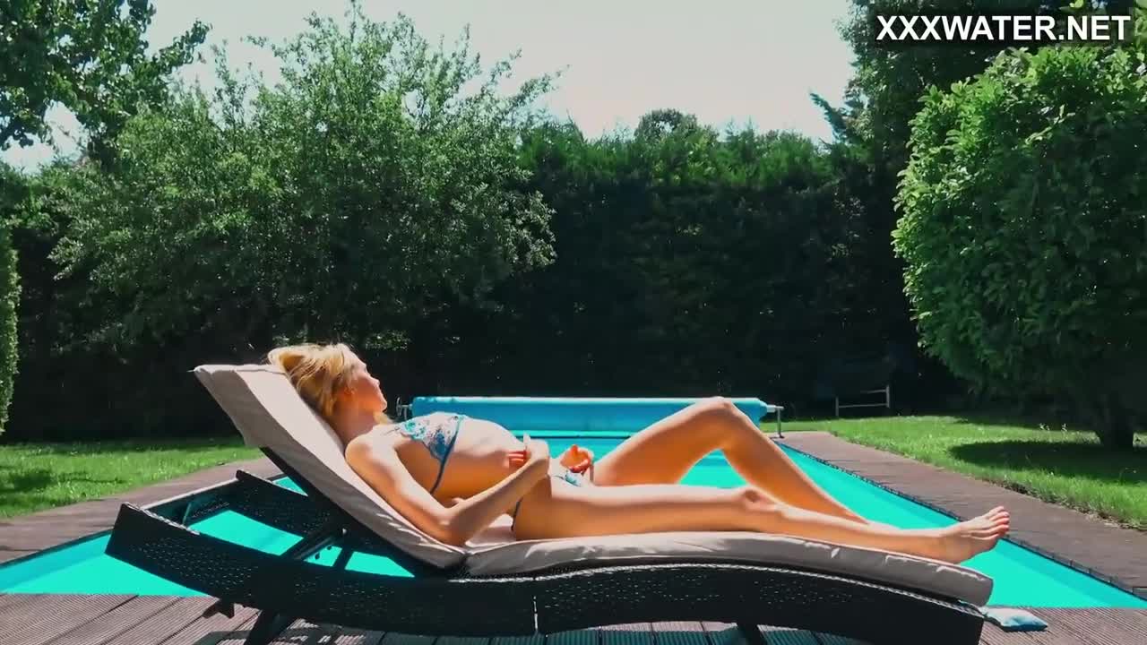 Ravishing Ivi Rein - petite russian dirt - Underwater Show Free Porn Videos | BestPornHubs.