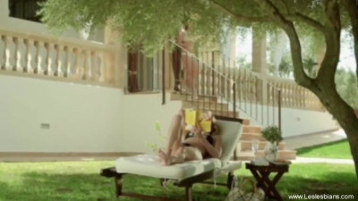Cute girl - glamour movie - Les Lesbians