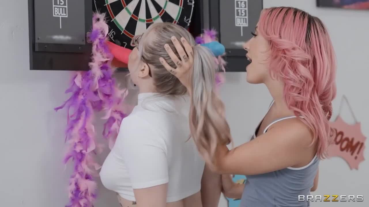 Delightful Aubree Valentine and Jazmin Luv at teen trailer Free Porn Videos | BestPornHubs.
