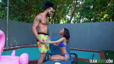 Indescribable Xoey Li - teen trailer - Exxxtra Small