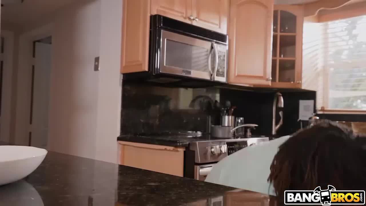 Brown Bunnies - skinny trailer Free Porn Videos | BestPornHubs.