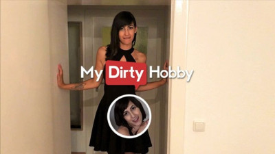 Cute chippie at handjob porn