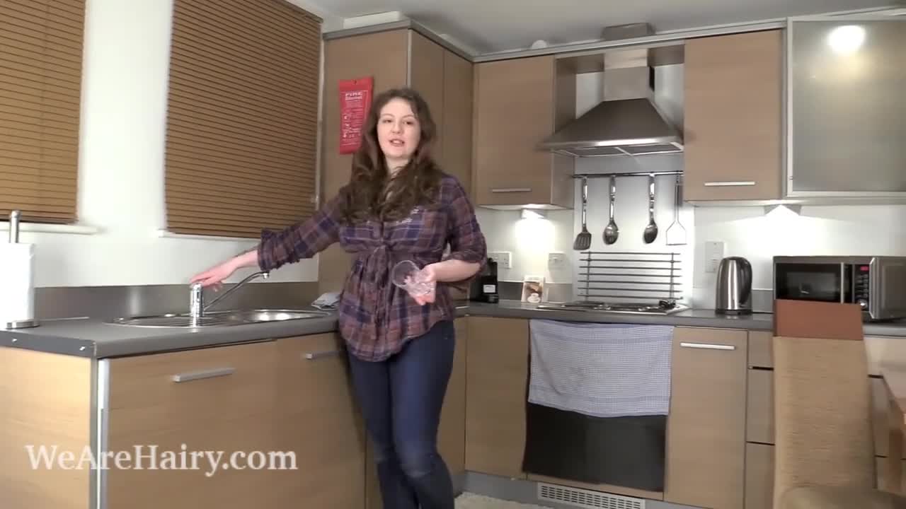 Funny bedmate at bush clip Free Porn Videos | BestPornHubs.