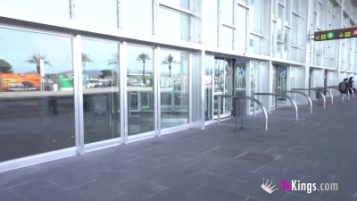 Bubbly Carolina's europe clip