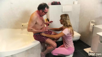 Watch well-proportioned madam's porn