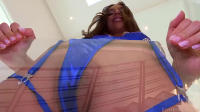 April's trimmed pussy video