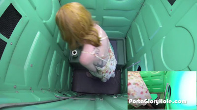 Porta Gloryhole featuring girlfriend's small tits trailer