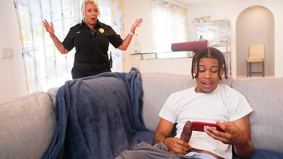 Mom Is Horny featuring Lieutenant Bella Lexi's long legs xxx Free Porn Videos | BestPornHubs.