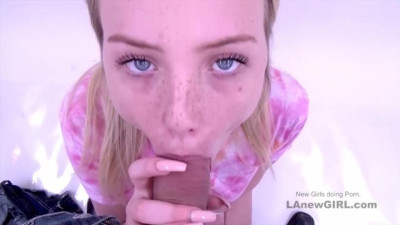 LA New Girl - oral video