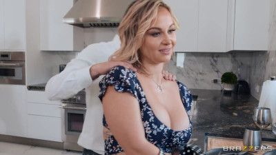 Big Butts Like It Big featuring Katalina Kyle's side fuck dirt