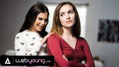 Pin-up Violet Starr and Freya Parker at teen dirt