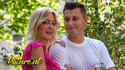 Bidie-in's 50 year old milf action