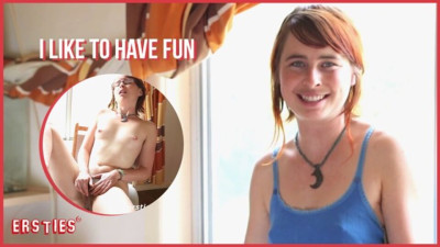 Appealing dream girl's babe clip