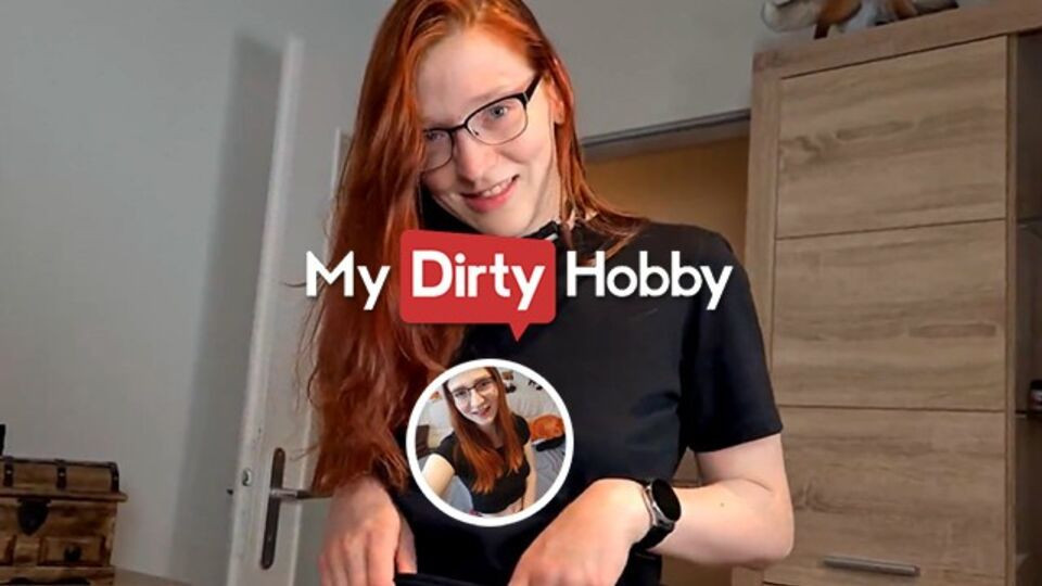 Geeky glasses sex with inviting princess from mydirtyhobby Free Porn Videos | BestPornHubs.