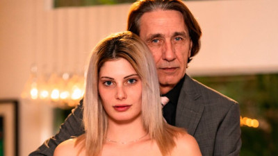 Impeccable Nella Jones at sofa smut