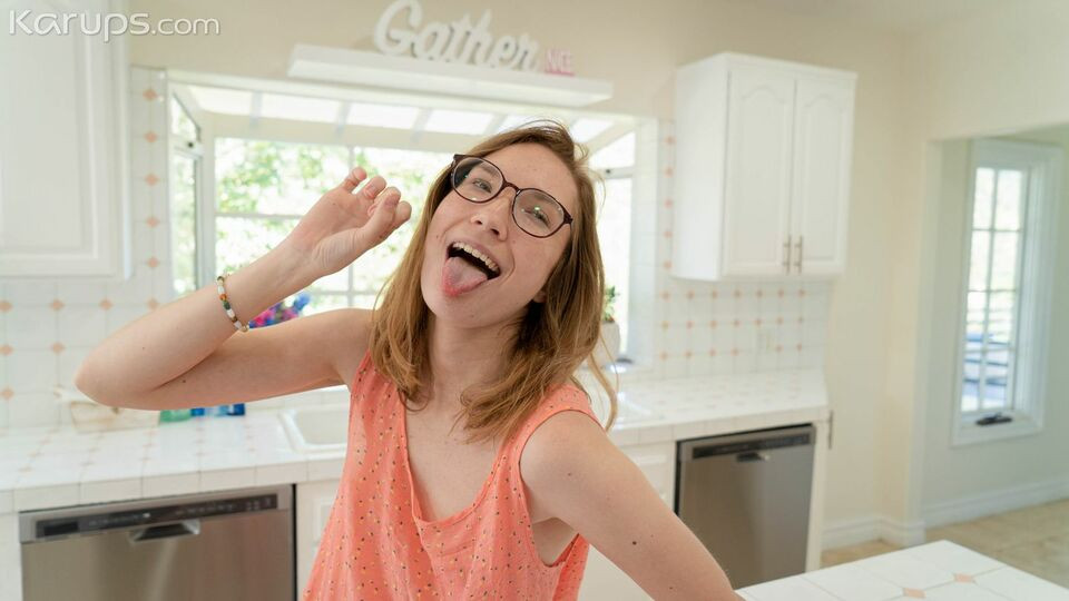 Claire Roos's nerd clip by Karup's Hometown Amateurs Free Porn Videos | BestPornHubs.