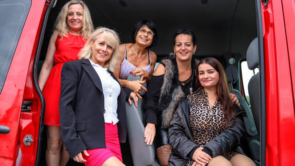 Elite Koko Blond and Yvette at side fuck porn Free Porn Videos | BestPornHubs.