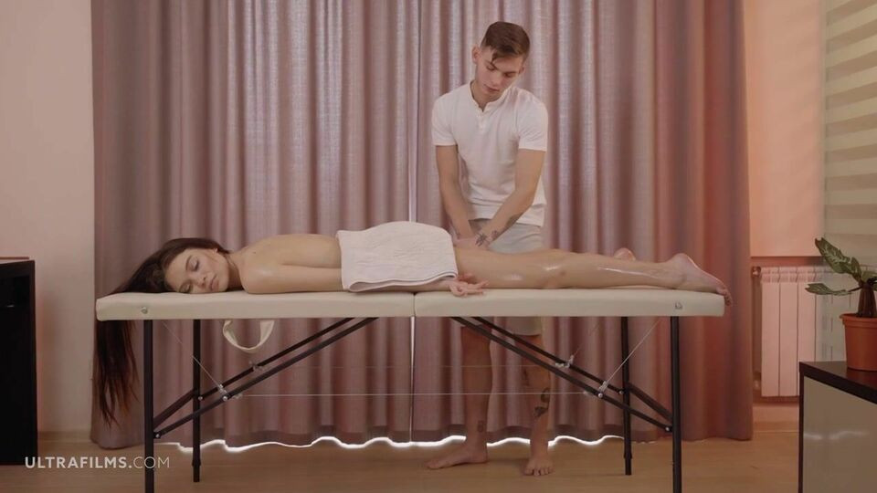 Striking Elizabeth T - doggystyle dirt - Ultra Films Free Porn Videos | BestPornHubs.