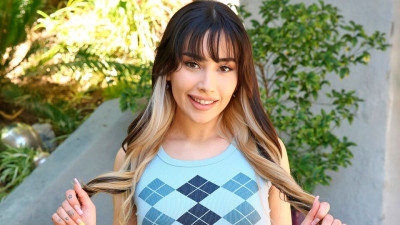 Amatory Aria Lee's kitchen sex
